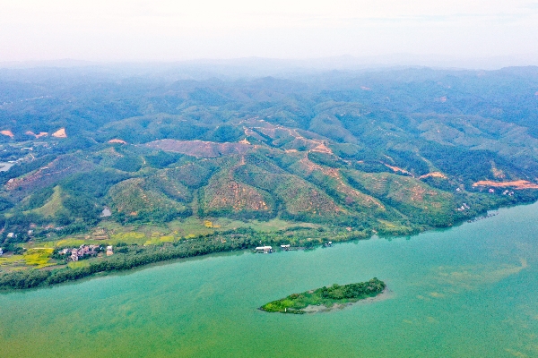 【转让】广西梧州3000亩临江生态综合开发基地