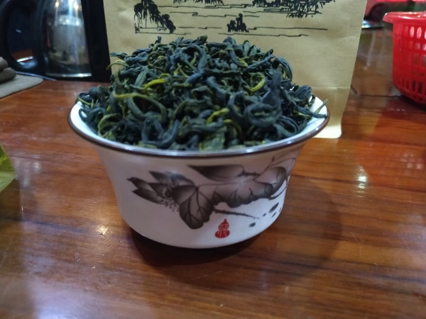 金秀大瑶山石崖茶 绿茶   红茶